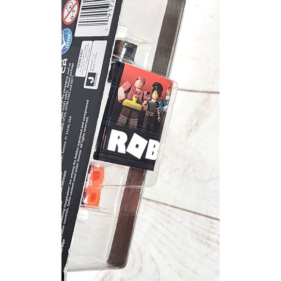 Roblox Dungeon Quest Volcanic Chambers 2 Figures & Accessories Set Exclusive - Picture 3 of 15